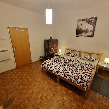 Saso & לינה וארוחת בוקר